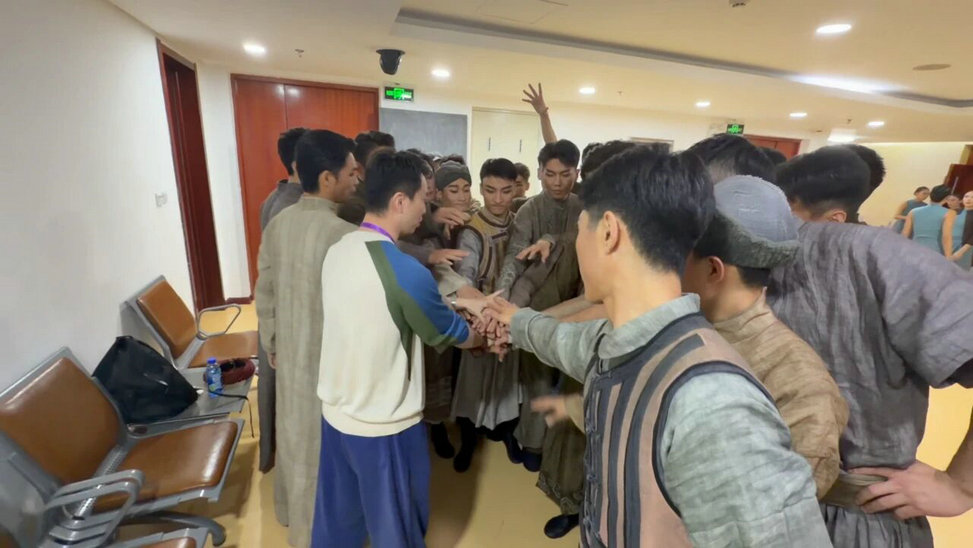 1766475751128277.jpg 覺醒10.jpg