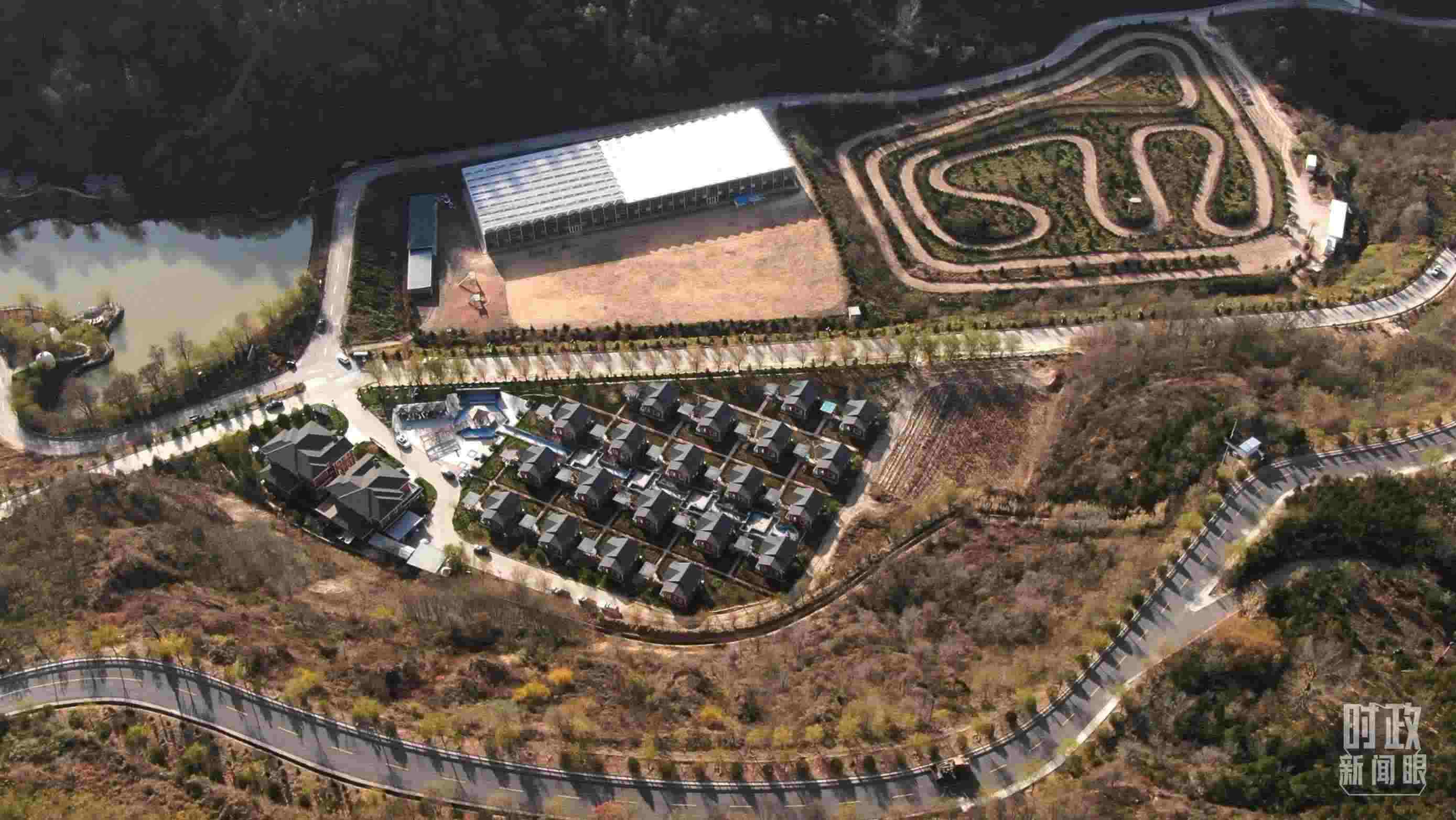 △延安市安塞區(qū)高橋鎮(zhèn)南溝村。2022年10月，總書記曾到這里考察調(diào)研。（總臺(tái)記者劉海濤、錢金庫(kù)拍攝）