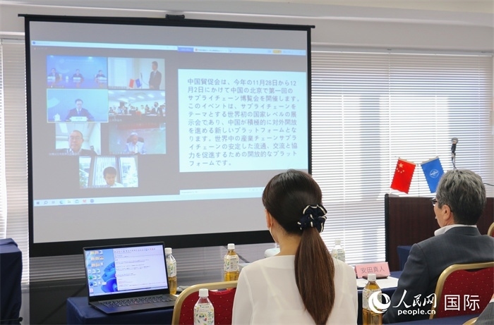 中國(guó)貿(mào)促會(huì)副會(huì)長(zhǎng)柯良棟視頻致辭。人民網(wǎng) 許可攝