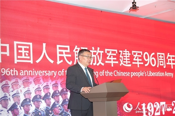 蒙古國(guó)國(guó)防部副部長(zhǎng)瑪格奈致辭。人民網(wǎng)記者 霍文攝J