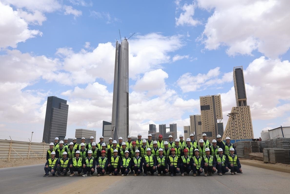 埃及新首都CBD標(biāo)志塔項(xiàng)目青年工程師團(tuán)隊(duì)。 受訪者供圖