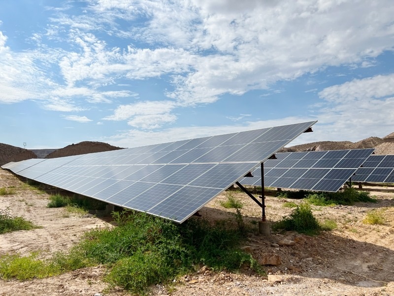 甘肅白銀深部銅礦廢石場(chǎng)100兆瓦光伏發(fā)電項(xiàng)目。受訪者供圖