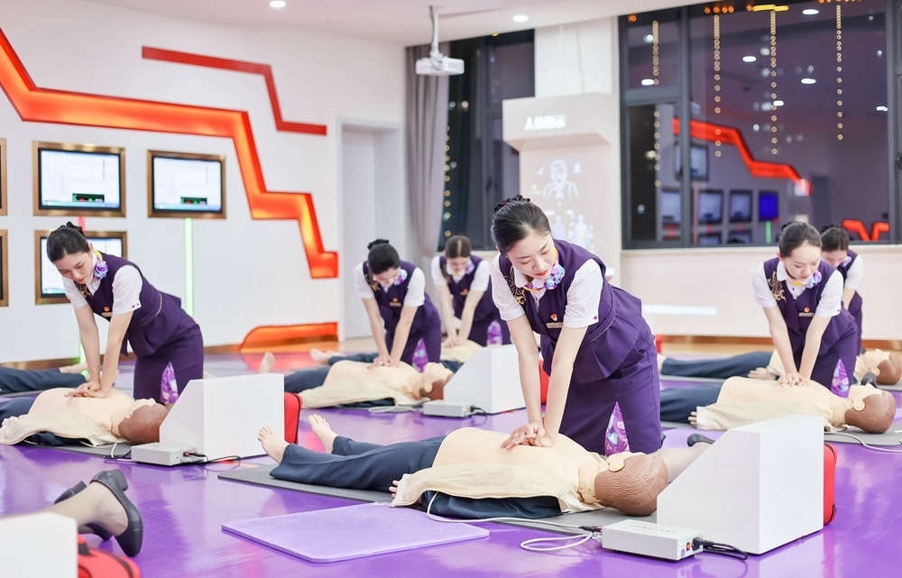 救護(hù)知識培訓(xùn)。