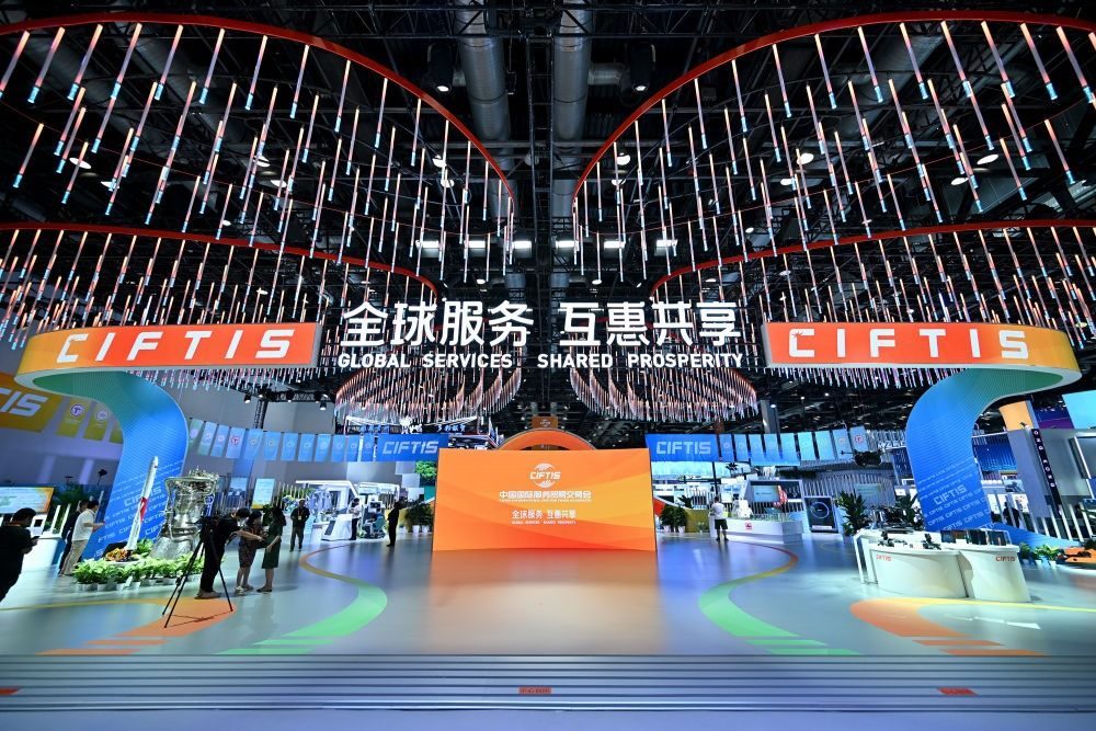 這是9月1日拍攝的國家會議中心內(nèi)景。新華社記者 李鑫 攝