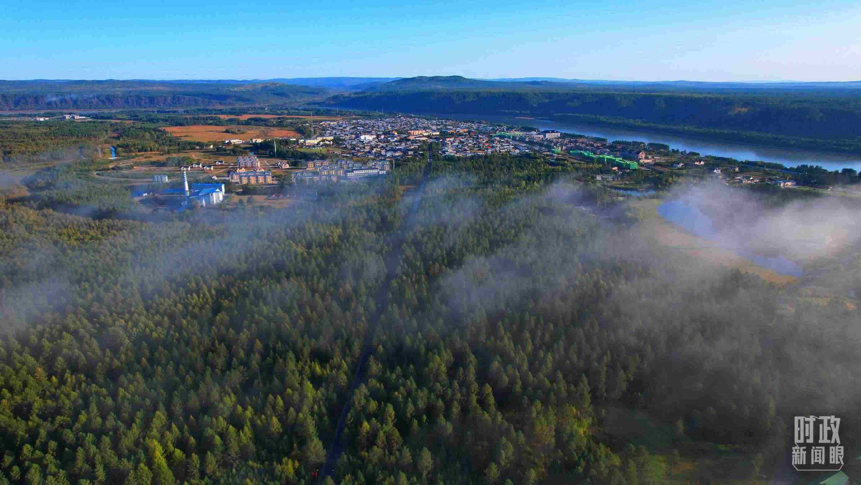 △薄霧籠罩的漠河林場。（總臺央視記者范凱拍攝）
