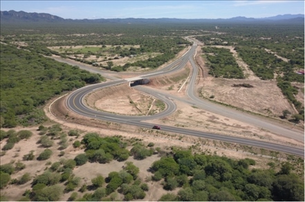 埃爾埃斯皮諾公路項目互通立交航拍。中國中鐵供圖