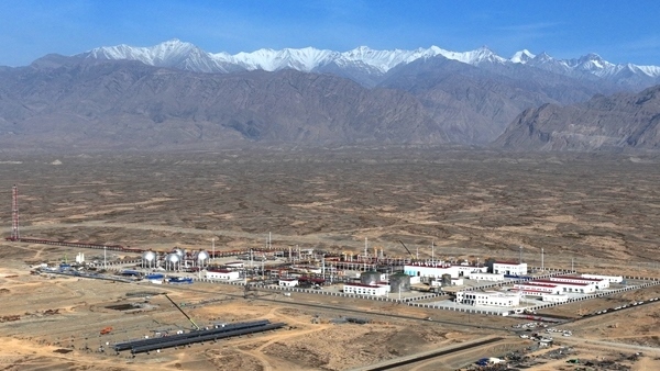 塔里木油田博孜天然氣處理廠。陳士兵 攝