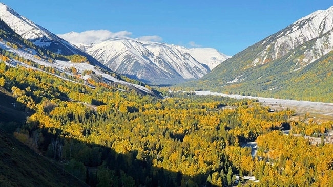 “新東方快車”沿途風(fēng)景。
