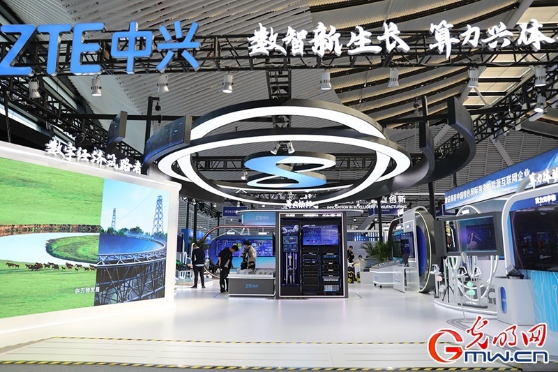 【烏鎮(zhèn)鏡像】“互聯(lián)網(wǎng)之光”博覽會(huì):黑科技展示“智”造魅力