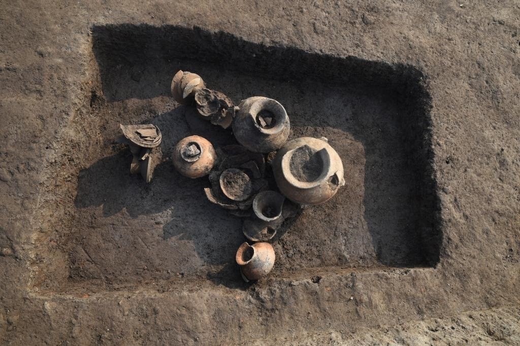 汶溪遺址河姆渡文化晚期墓葬。寧波市文化遺產(chǎn)管理研究院供圖