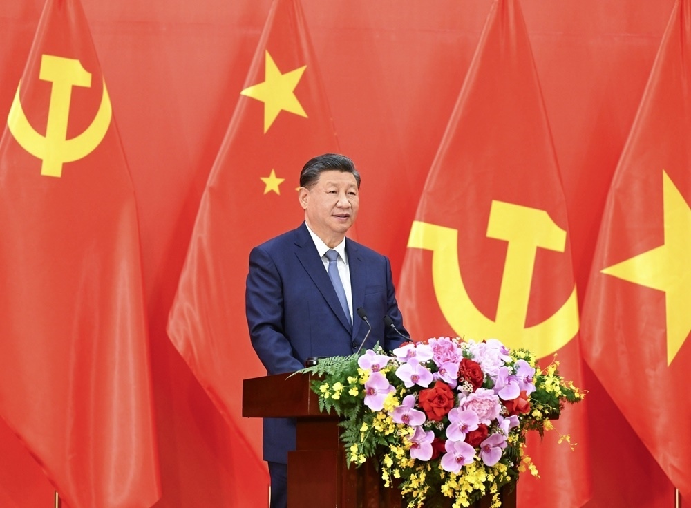 習近平總書記發(fā)表題為《賡續(xù)傳統(tǒng)友誼，開創(chuàng)中越命運共同體建設新征程》的重要講話。