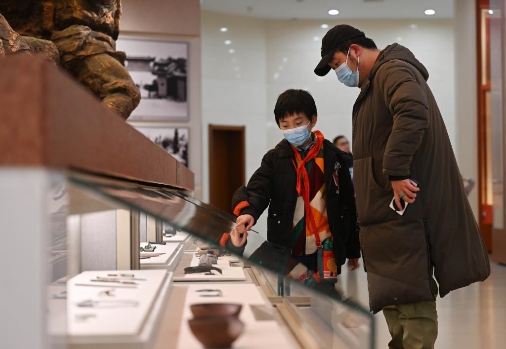 2024年1月29日，市民在平津戰(zhàn)役紀(jì)念館參觀。