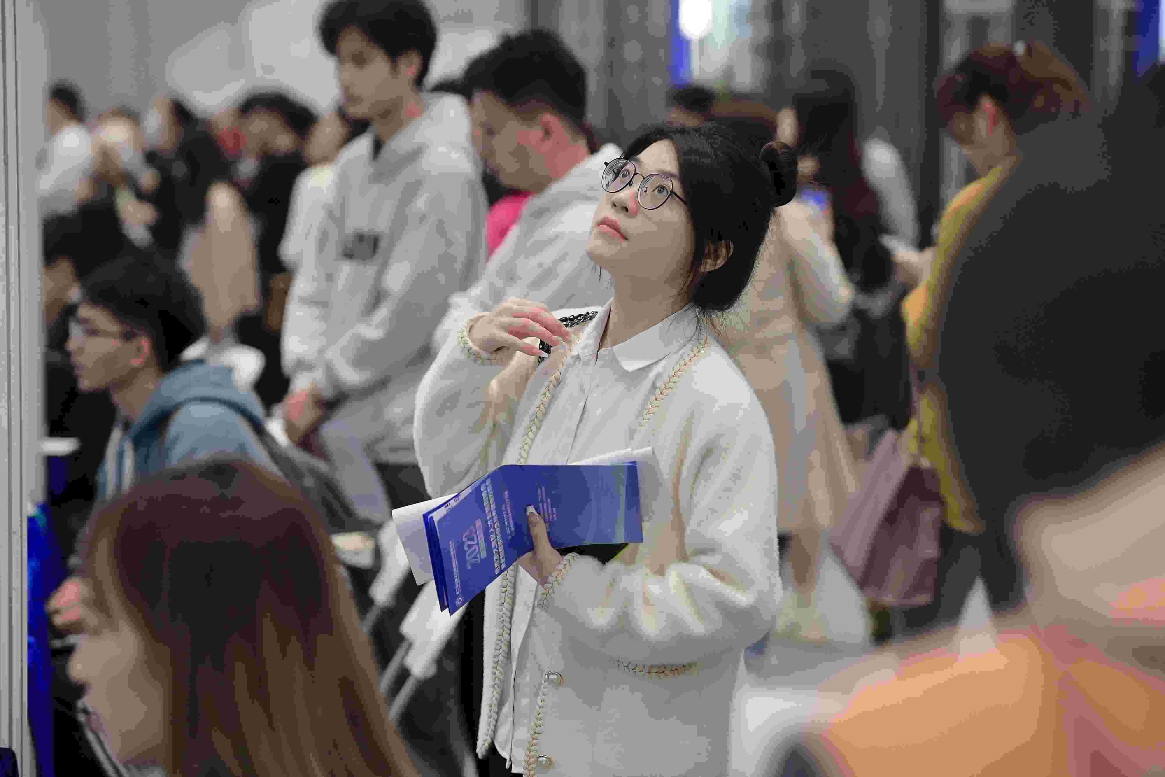  2023年11月22日，2023年粵港澳大灣區(qū)人才專場招聘會暨第27屆全國高校畢業(yè)生秋季就業(yè)雙選會在深圳國際會展中心舉辦。