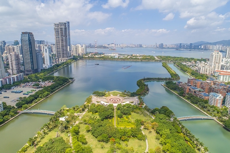 2021年5月15日，廈門，航拍筼筜湖，景色優(yōu)美。