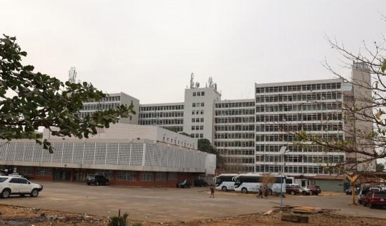 中塞友誼大廈。