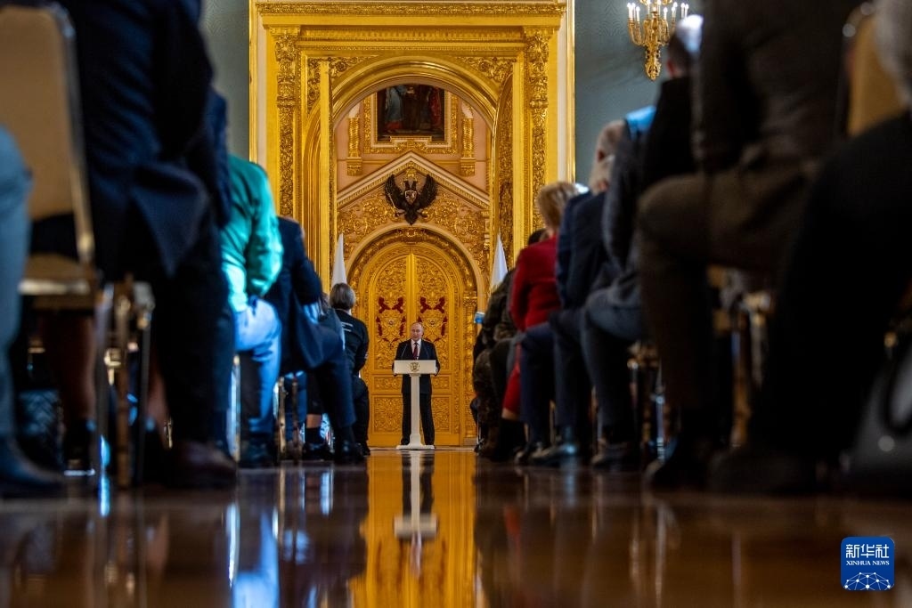 3月20日，俄羅斯總統(tǒng)普京在莫斯科克里姆林宮與其競(jìng)選團(tuán)隊(duì)代表舉行見面會(huì)。新華社記者 曹陽(yáng) 攝