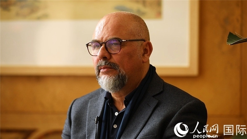 意大利陶瓷城市協(xié)會副會長保羅·馬賽蒂接受人民網(wǎng)專訪。人民網(wǎng) 劉動攝