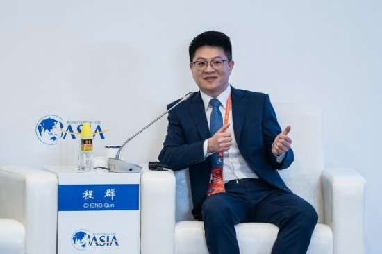 3月27日，猿輔導(dǎo)集團(tuán)副總裁、人工智能研究院院長程群在分論壇上發(fā)言。新華社記者 曹夢瑤 攝