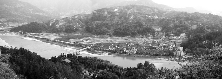 搬遷前的景寧外舍村。供圖 共享聯(lián)盟·景寧