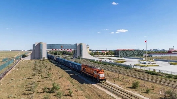 全國鐵路實行新的貨物列車運行圖。國鐵集團供圖