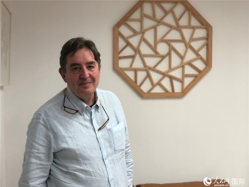 西班牙塞萬提斯學院院長路易斯·加西亞·蒙特羅在北京接受人民網專訪 人民網記者 趙 健攝