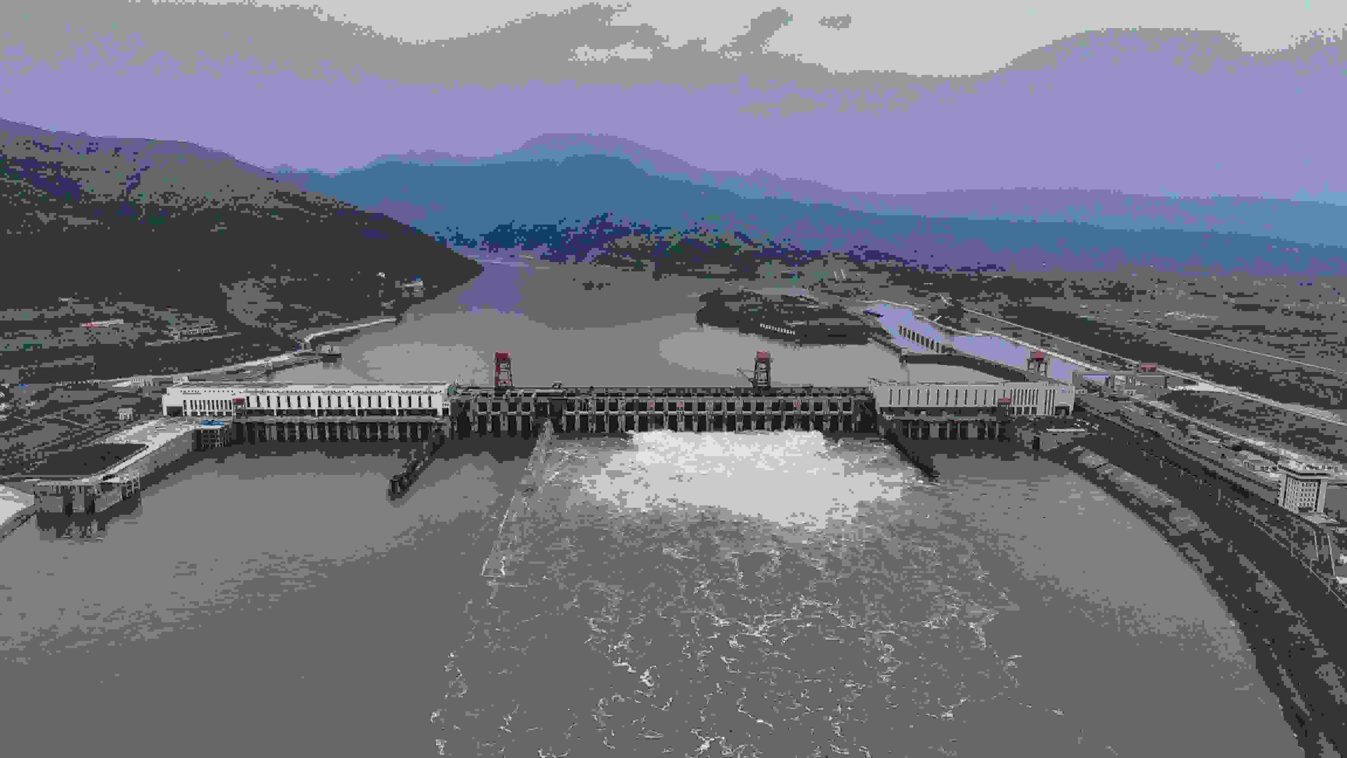 大藤峽水利樞紐精準(zhǔn)調(diào)度保障防洪安全。受訪者供圖