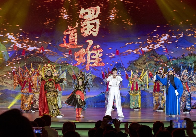 2023年10月13日，成都，“把青春華章寫在祖國大地上”大思政課網絡主題宣傳和互動引導活動在四川大學舉行。