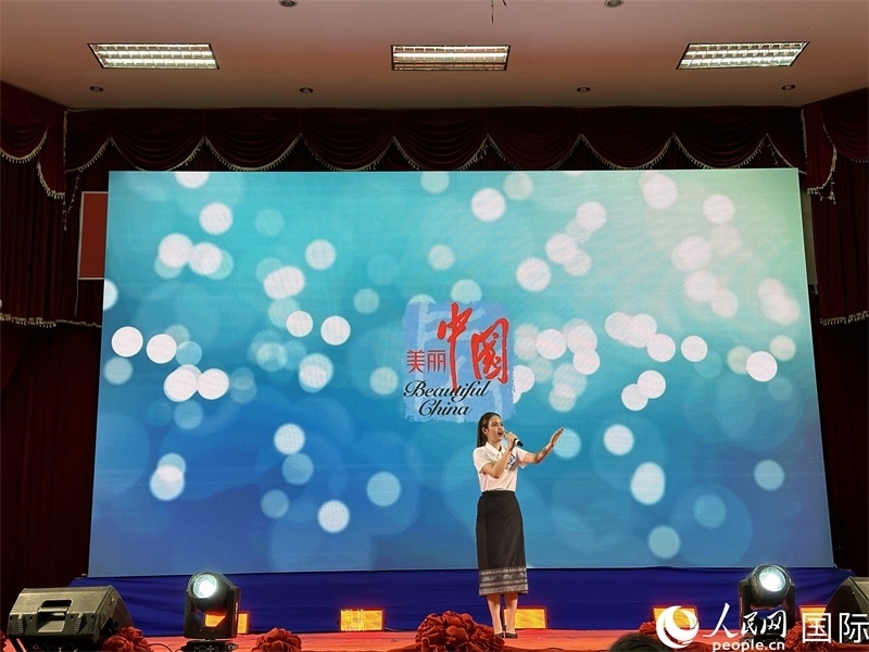 圖片：老撾選手進(jìn)行中文演講。孫廣勇攝