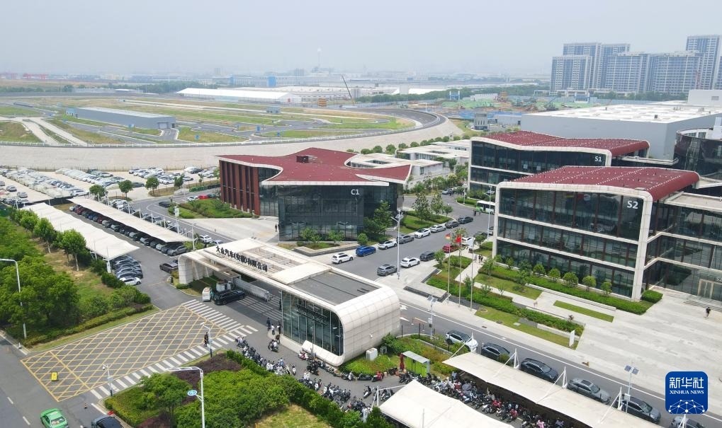 大眾汽車（安徽）有限公司外景（無(wú)人機(jī)照片，2024年6月7日攝）。新華社記者 郭晨 攝