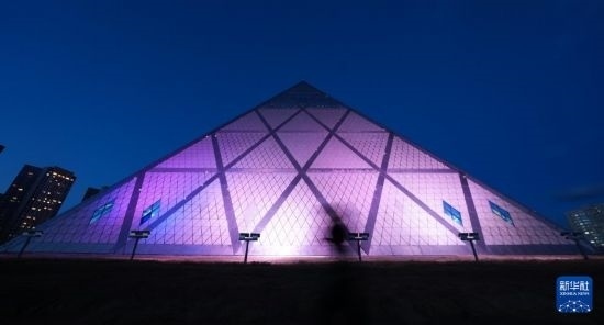 這是7月2日在哈薩克斯坦首都阿斯塔納拍攝的和平和諧宮。新華社記者 王建華 攝