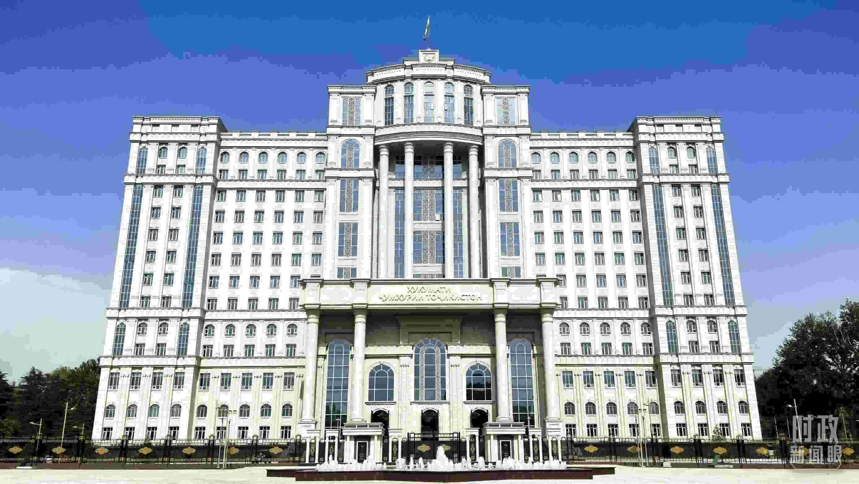 △中方援建塔政府大樓。（總臺央視記者鄂介甫拍攝）