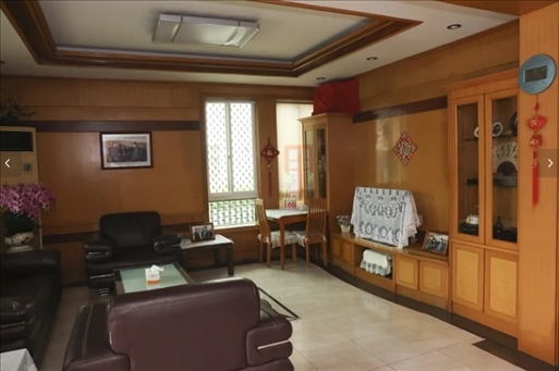 圖為魏來法家的客廳。