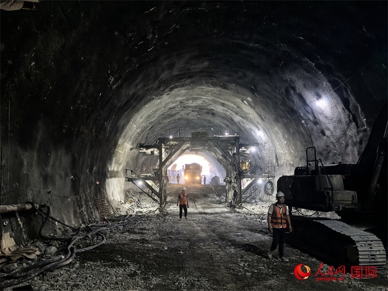 隧道施工現(xiàn)場(chǎng)圖片。人民網(wǎng) 賽義德·邁赫迪攝