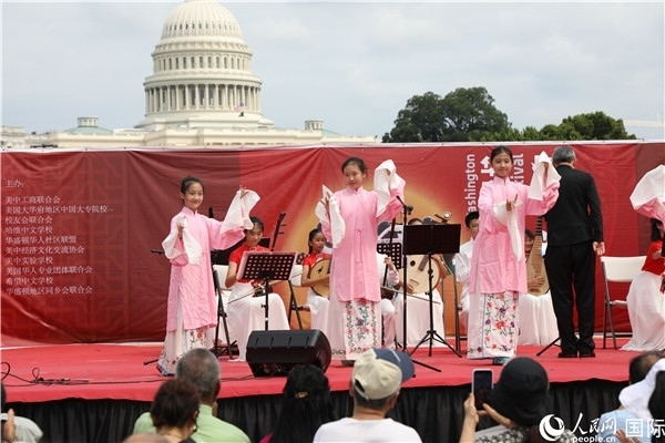 2、在華盛頓中國文化節(jié)活動上，還進(jìn)行了豐富多樣的中國文化演出。 人民網(wǎng)記者 李志偉攝