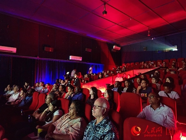 塞舌爾首屆中國電影節(jié)開幕式現(xiàn)場。人民網(wǎng)記者 黃煒鑫攝