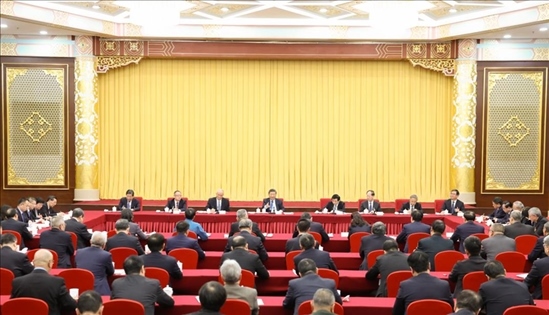 2024年3月6日，中共中央總書記、國(guó)家主席、中央軍委主席習(xí)近平看望參加全國(guó)政協(xié)十四屆二次會(huì)議的民革、科技界、環(huán)境資源界委員，并參加聯(lián)組會(huì)，聽(tīng)取意見(jiàn)和建議。新華社記者 黃敬文 攝