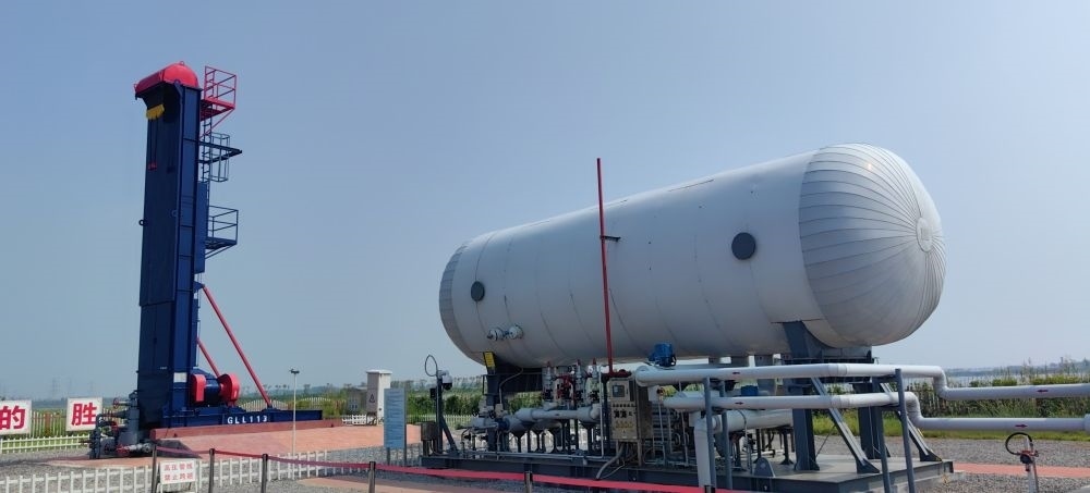 2024年8月30日，勝利油田萊113區(qū)塊CCUS項(xiàng)目現(xiàn)場(chǎng)。新華社記者 陳國(guó)峰 攝