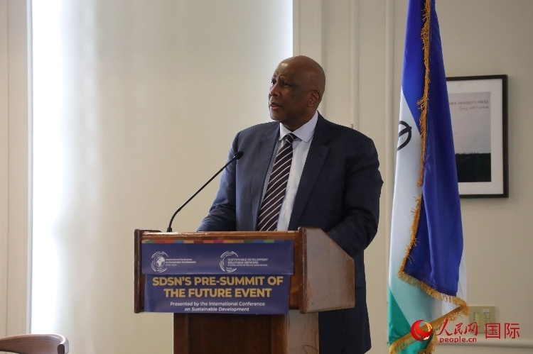 萊索托國王萊齊耶三世出席活動并致辭。人民網(wǎng)記者 李志偉攝