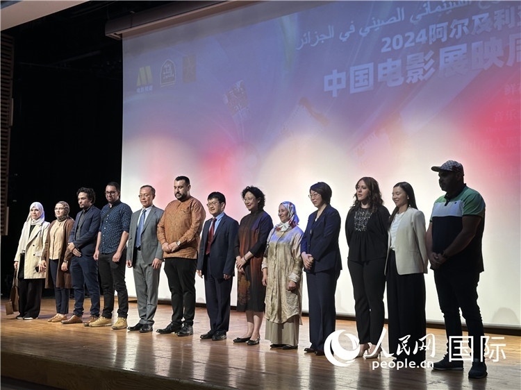 中阿兩國官員、電影行業(yè)從業(yè)者、媒體代表等出席開幕式 郝瑞敏攝