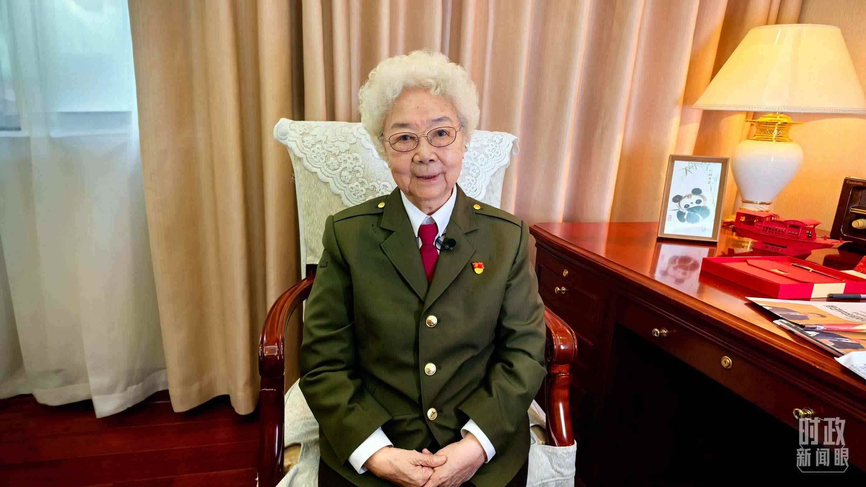 “人民藝術家”國家榮譽稱號獲得者田華。（總臺央視記者史偉拍攝）