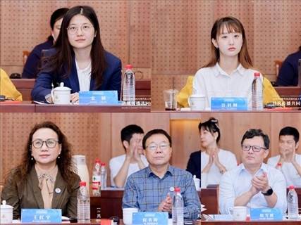 與會(huì)嘉賓。中國(guó)傳媒大學(xué)供圖