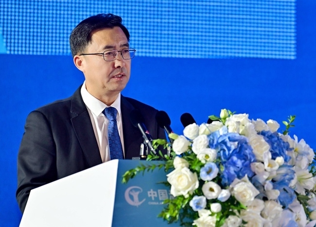 洋河股份黨委書記、董事長張聯(lián)東。受訪方供圖