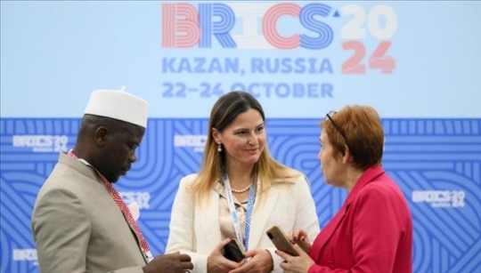 金磚國家領(lǐng)導(dǎo)人第十六次會(huì)晤期間，新聞?dòng)浾咴趪H新聞中心工作