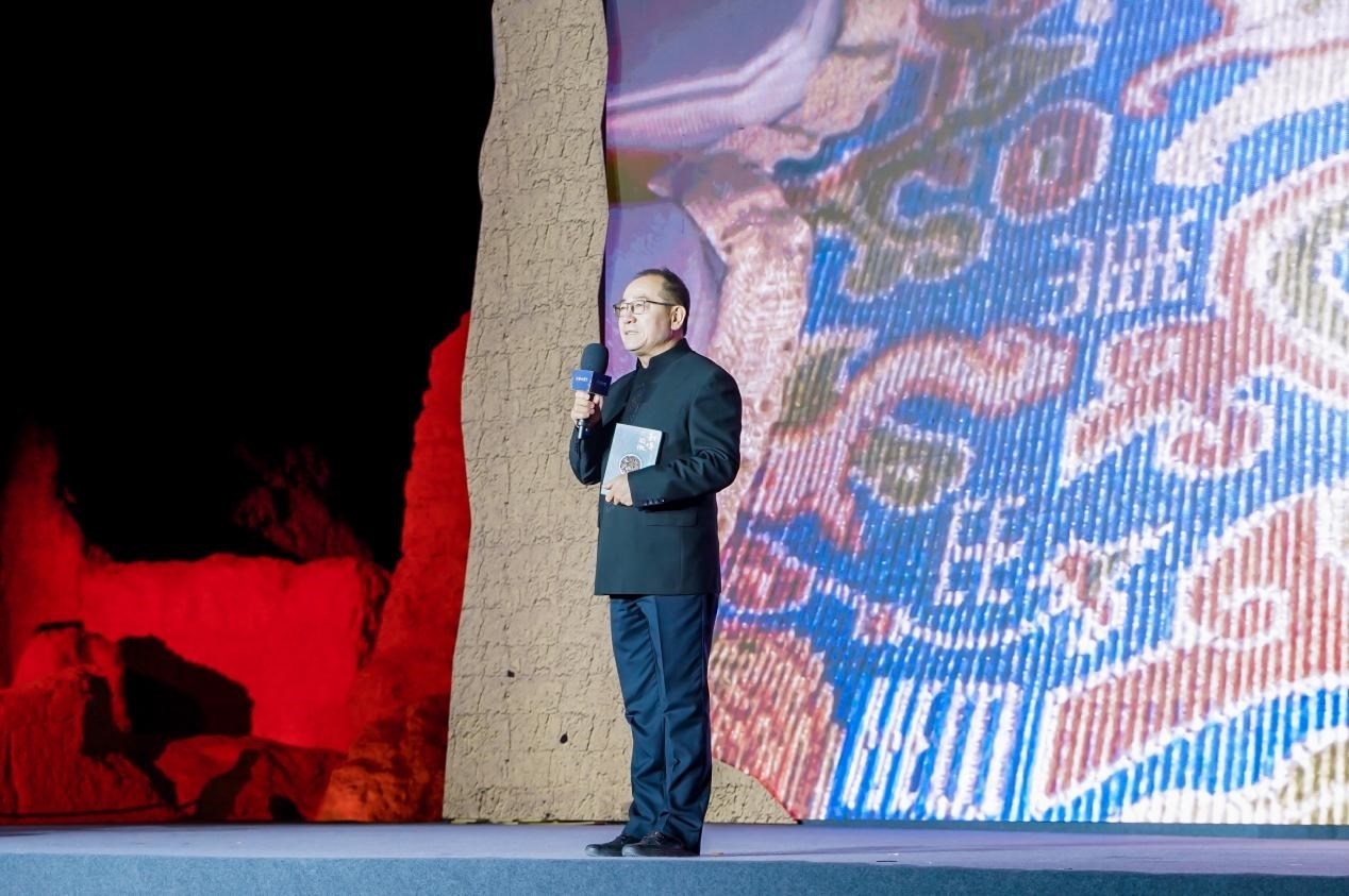 于志勇在“何以中國(guó)·五星出東方”網(wǎng)絡(luò)主題宣傳活動(dòng)現(xiàn)場(chǎng)演講。人民視頻供圖