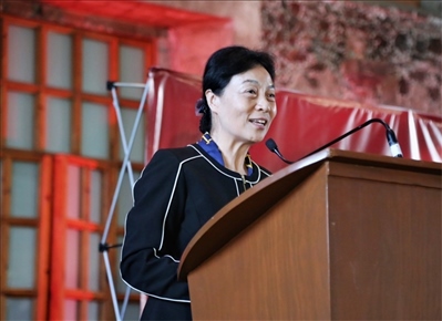 李雅芳作主旨發(fā)言。主辦方供圖