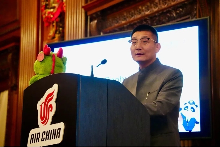 國航倫敦營業(yè)部總經(jīng)理夏寶輝致辭。吳若鳴攝