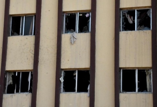 這是11月29日在敘利亞阿勒頗拍攝的一處遭襲建筑。新華社發(fā)