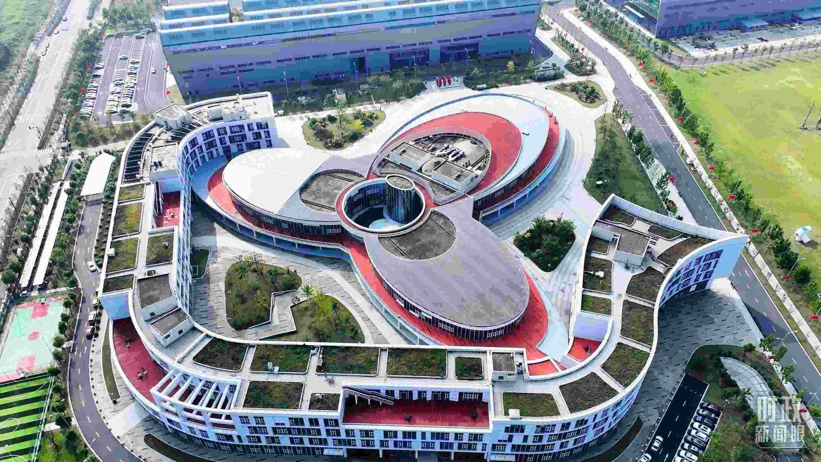 △位于合肥未來大科學(xué)城的聚變堆主機(jī)關(guān)鍵系統(tǒng)綜合研究設(shè)施園區(qū)。（總臺記者陳志猛拍攝）