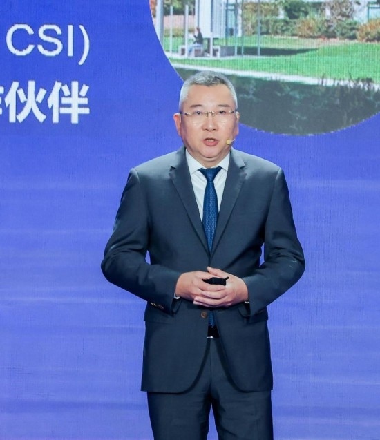 12月6日，法國達索系統(tǒng)公司全球執(zhí)行副總裁許善淞在深圳全球招商大會上。新華社發(fā)