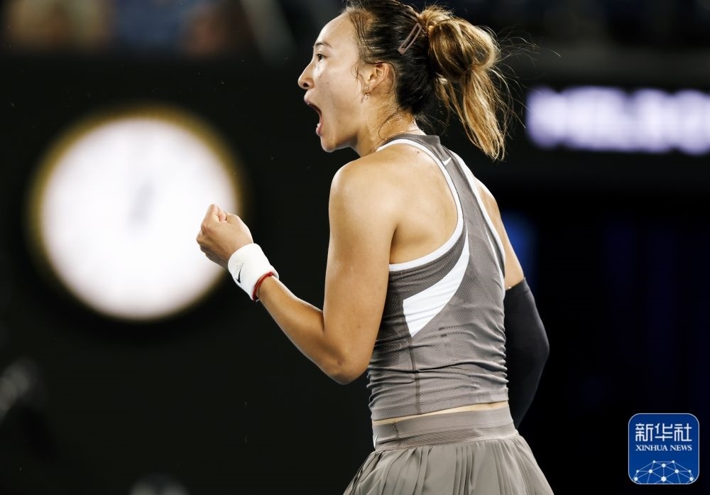 ↑鄭欽文在比賽中慶祝得分。新華社記者 馬平 攝